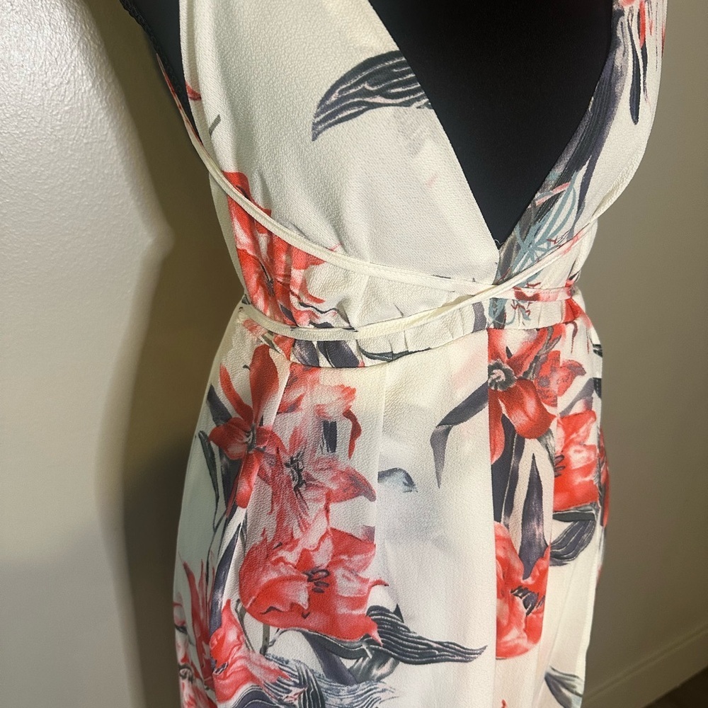 NWOT Floral Halter Maxi Dress - Picture 2 of 3
